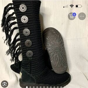 Black fringe Cardy sweater knit pull on button up boots, 9.5 guc